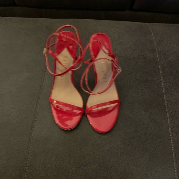 Red strappy heels - Picture 2 of 5